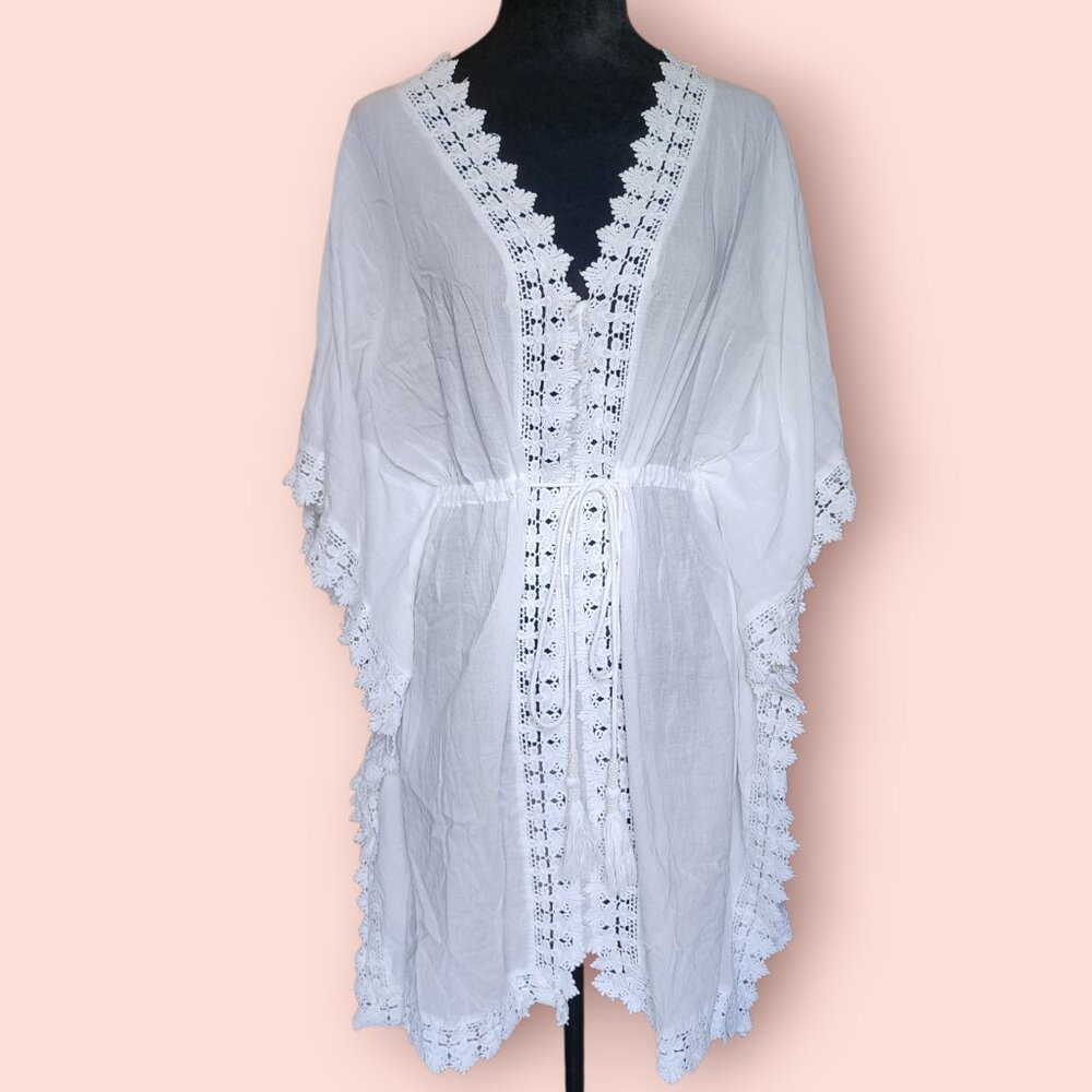 Le Lis Blanc Deux  crochet white swimsuit cover up kimono style size S